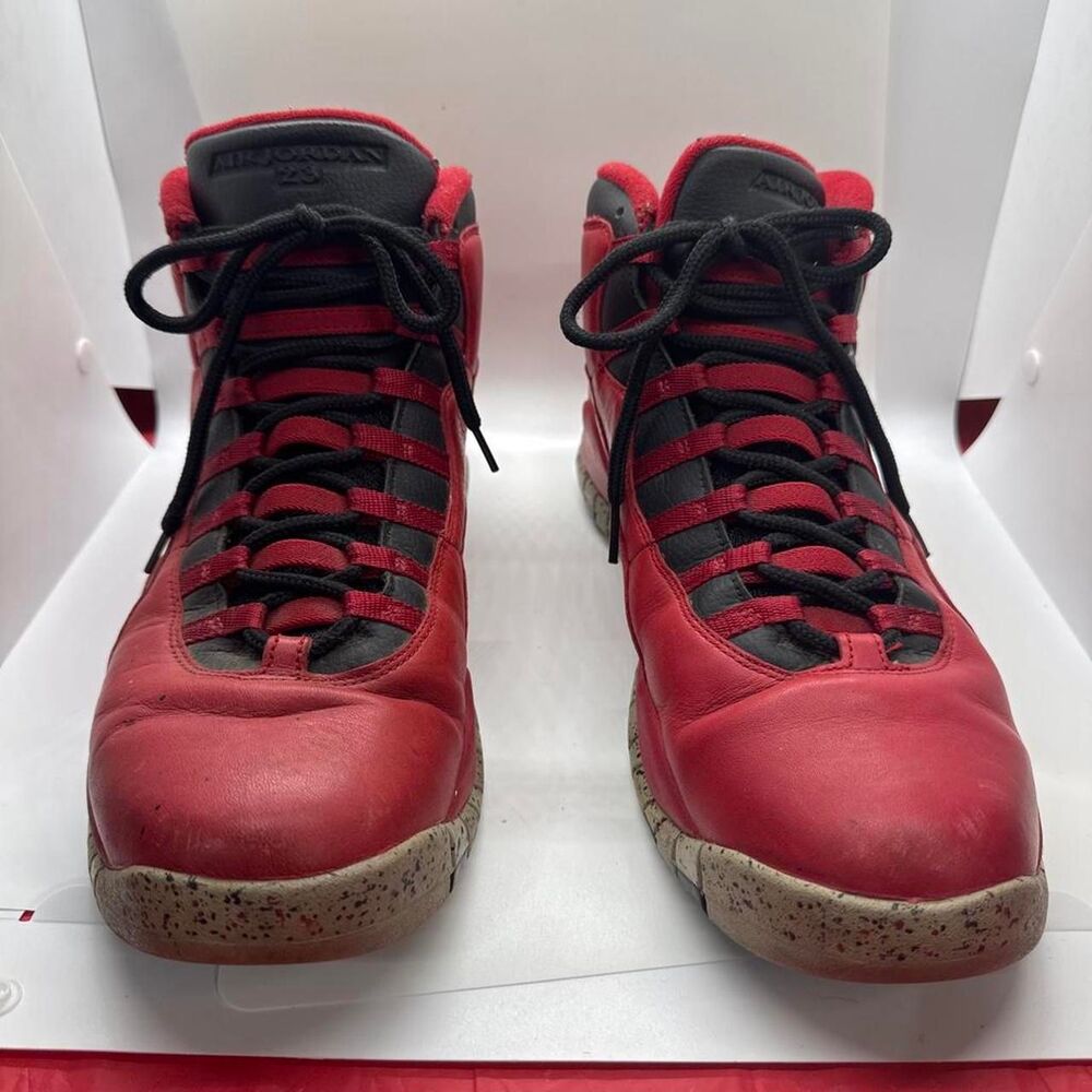 Air Jordan 10 Retro 'Bulls Over Broadway'